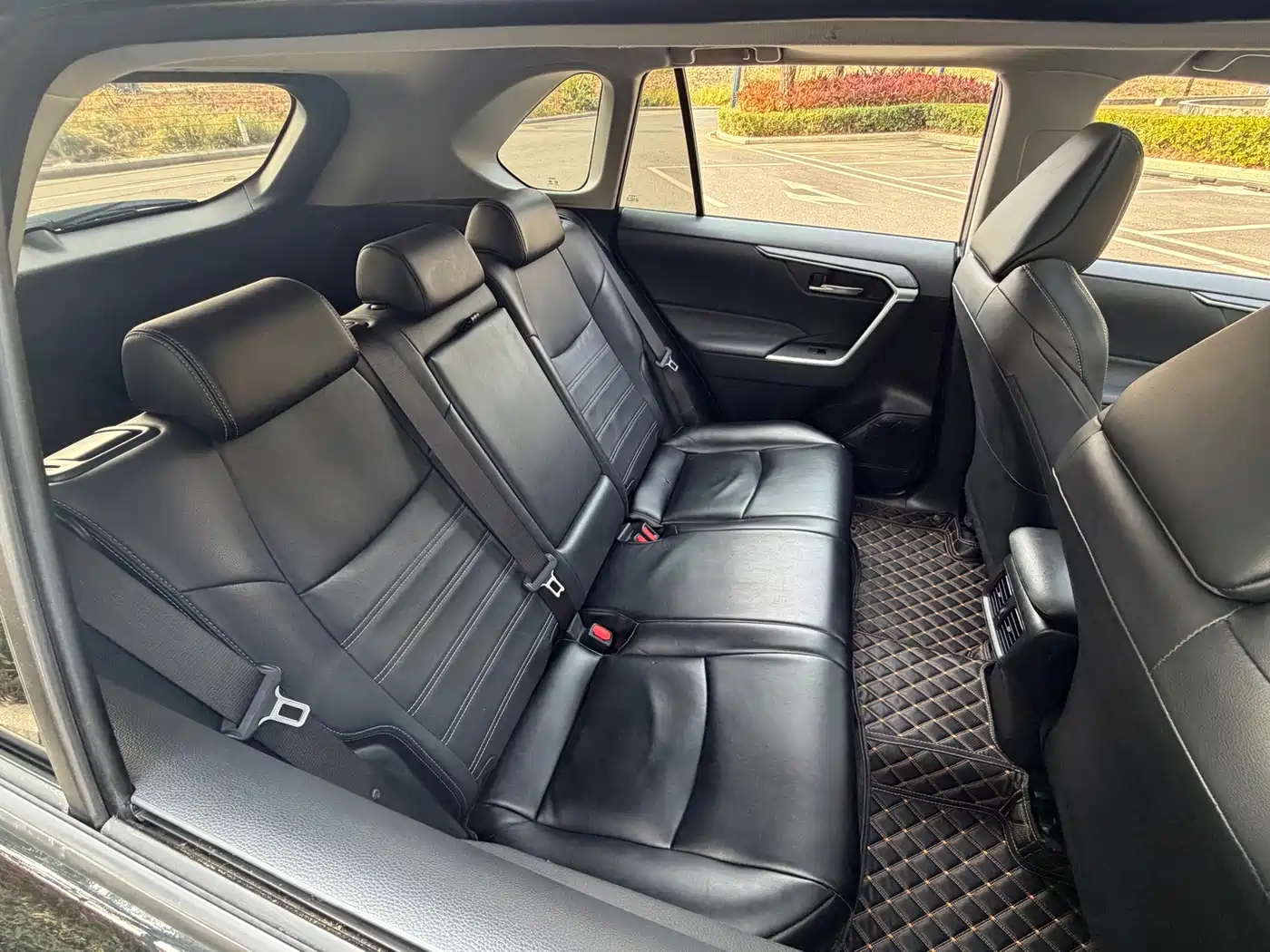 Toyota Wildlander 2021 2021 Hybrid 2.5L E-CVT 2WD Luxury Edition