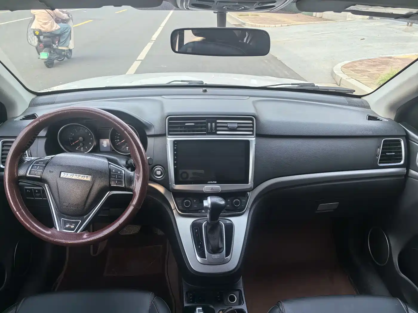 Haval H6 2017 Red Label Sport 1.5T Automatic 2WD Luxury фото 8