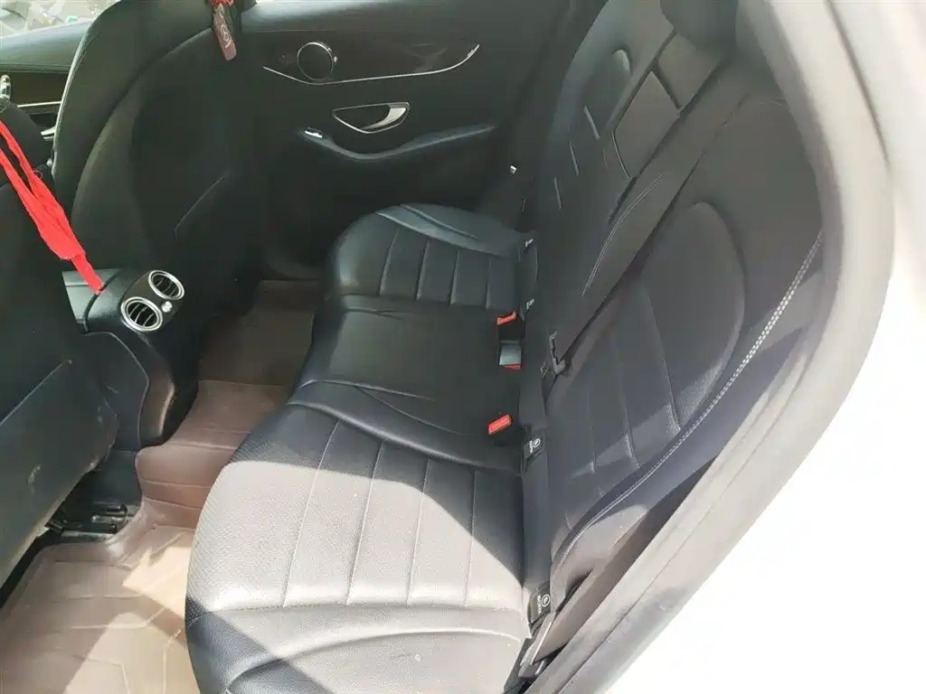 Mercedes-Benz GLC 2018 GLC 260 4MATIC Dynamic фото 15