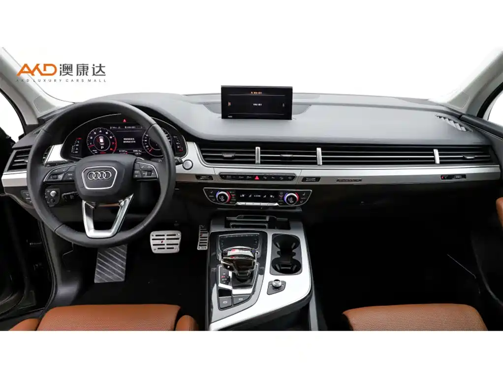 Фото 5 - Audi Q7