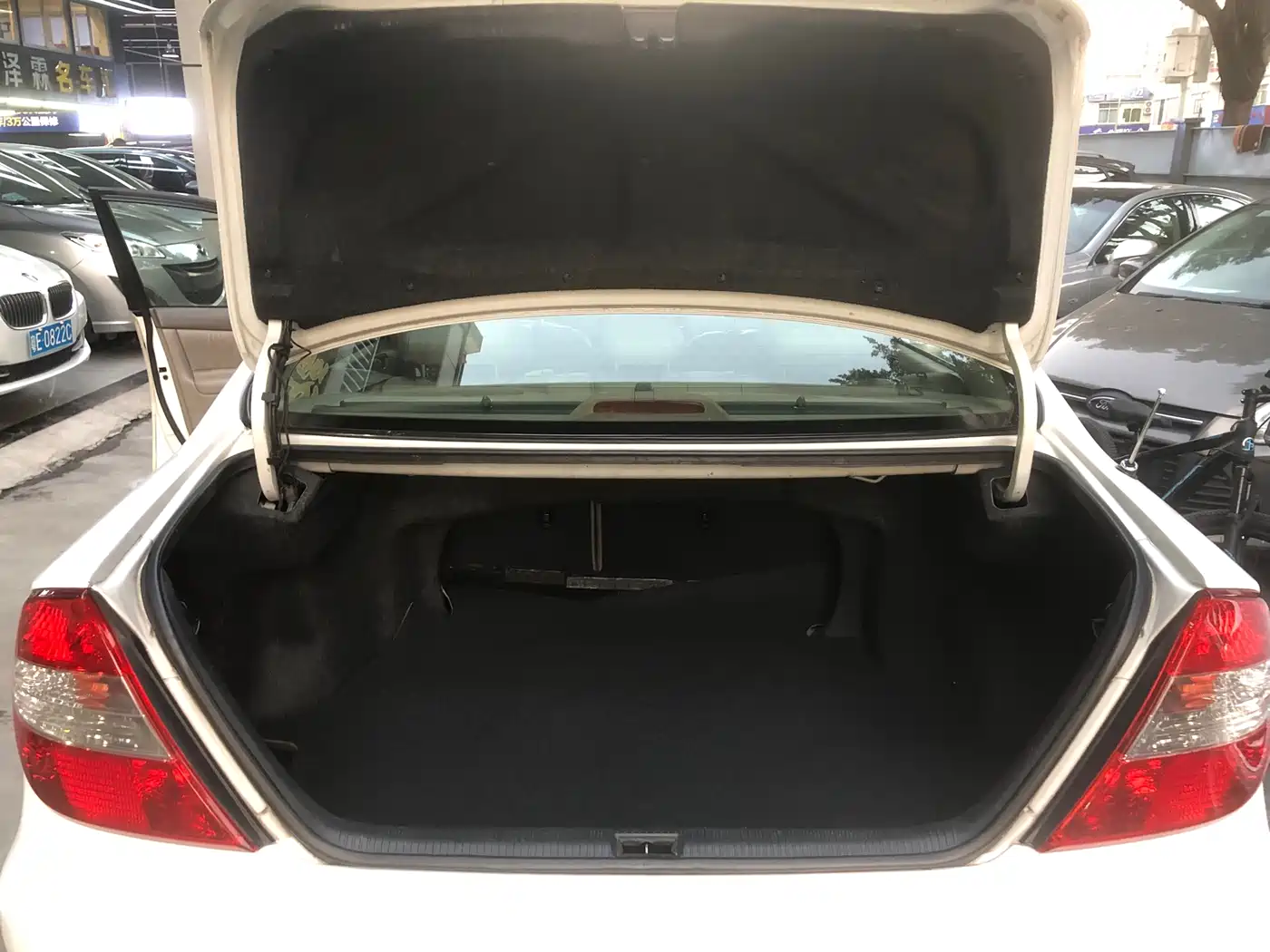 Toyota фото 15