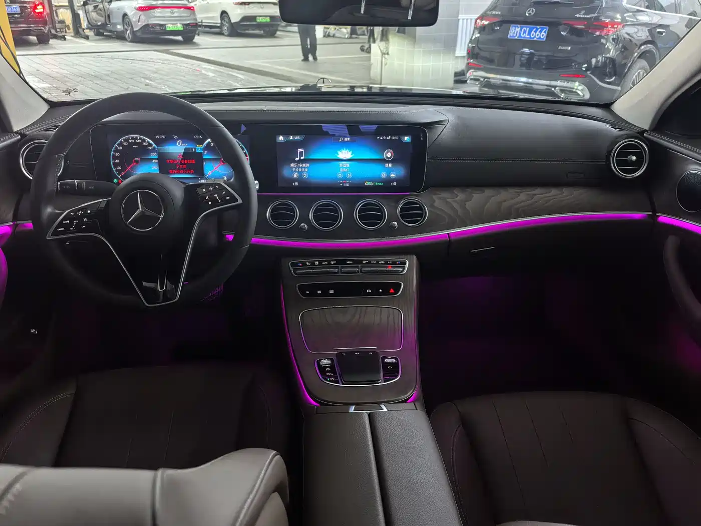 Mercedes-Benz E-Class 2023 E 300 L Fashion фото 19