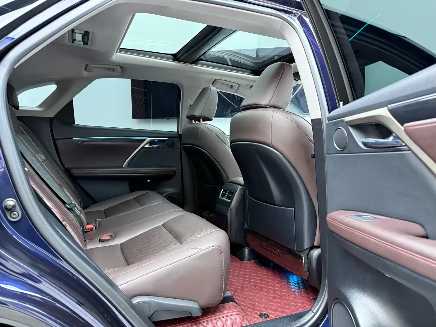 Lexus RX 2020 300 4WD Elegance Edition China VI фото 12