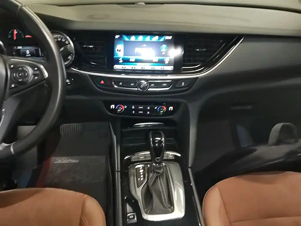 Buick Regal 2019 20T Elite China VI фото 13