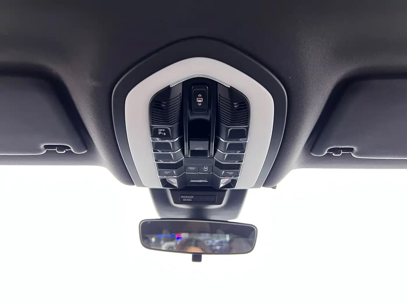 Porsche Macan 2020 Macan 2.0T фото 22