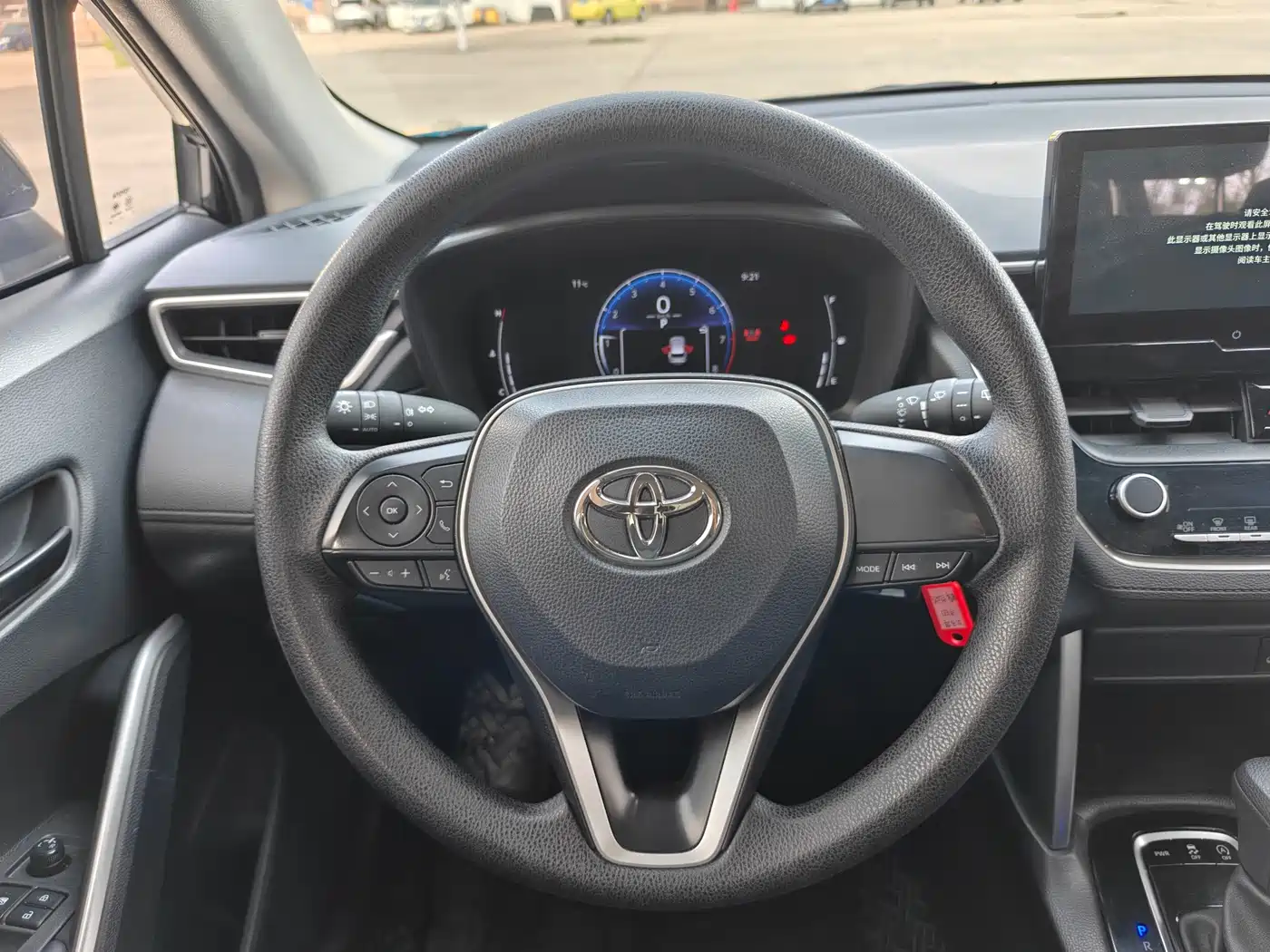 Toyota Frontlander 2022 2.0L CVT Elite фото 17