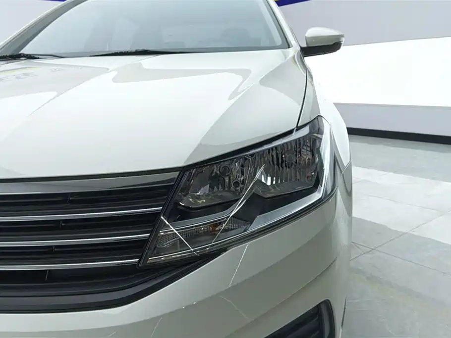 Volkswagen Lavida 2019 Lavida Start 1.5L Manual Trend (China VI) фото 5