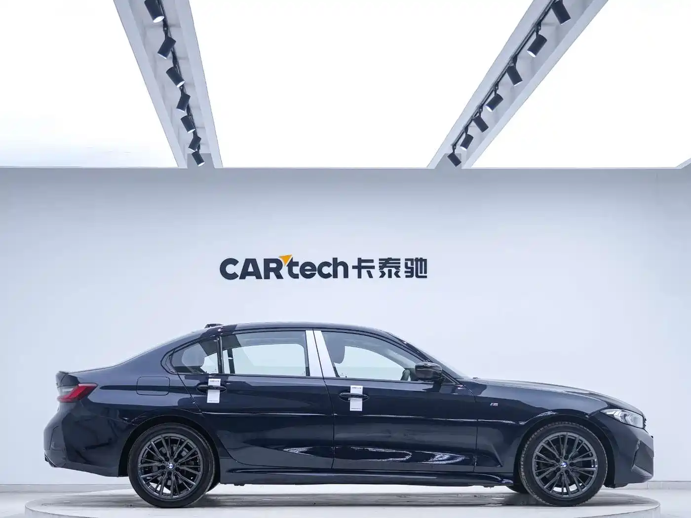 BMW 3 Series 2023 325Li M Sport Black Night Package фото 4
