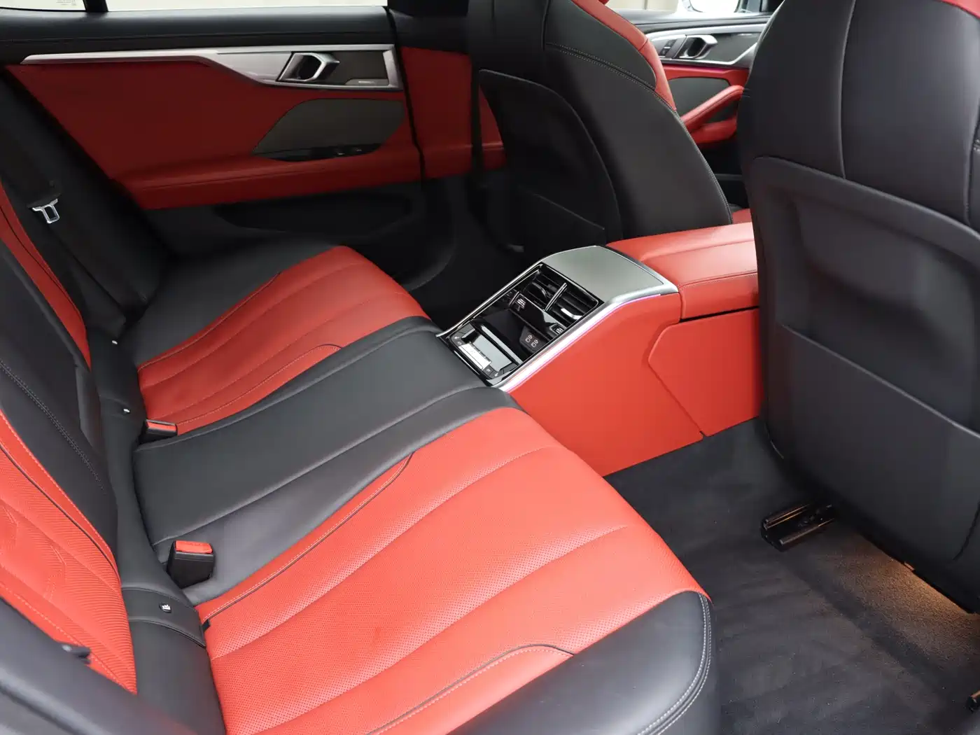 BMW 8 Series 2019 840i Gran Coupe M Sport фото 13