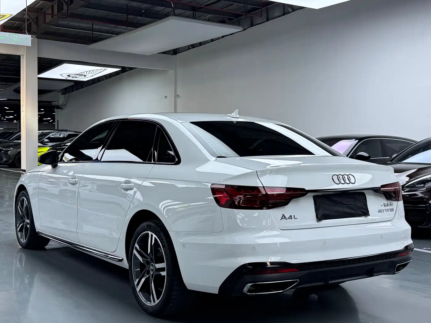 Audi A4L 2022 40 TFSI Luxury Dynamic фото 16