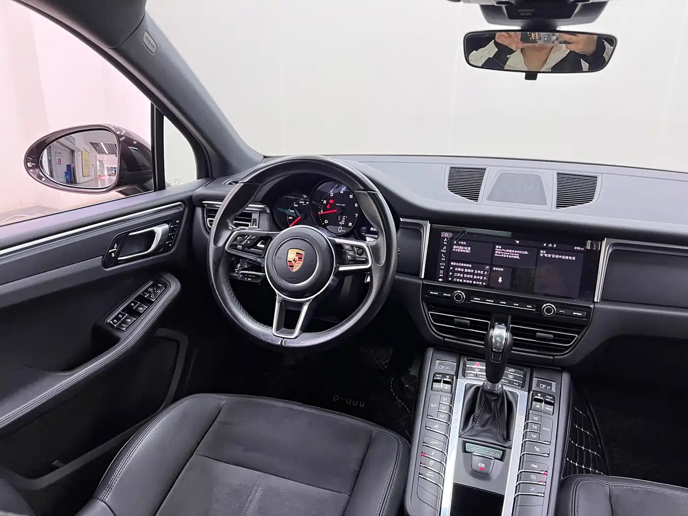 Porsche Macan 2020 Macan 2.0T фото 19