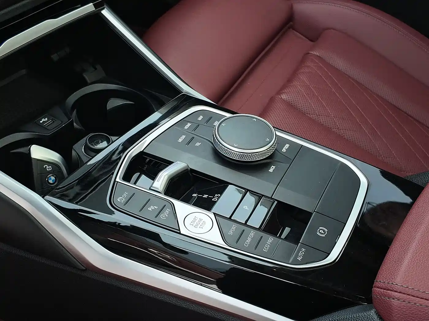 BMW 3 Series 2023 320Li M Sport Package фото 9