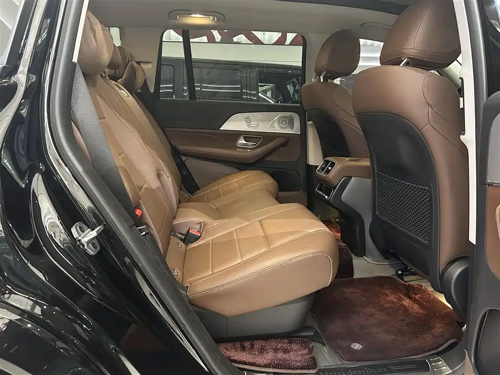 Mercedes-Benz GLS 2024 GLS 400 4MATIC фото 15