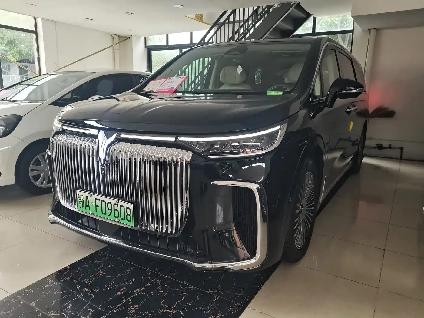 Voyah Auto Voyah Dreamer 2025 PHEV 4WD Kunpeng Premium Edition