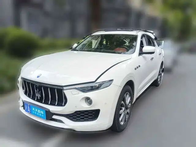 Maserati Levante 2016 3.0T Standard — фото 1