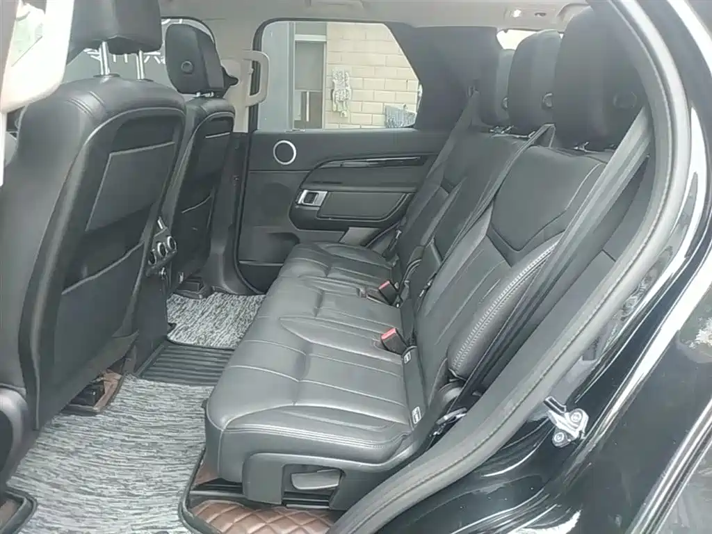 Land Rover Discovery 2020 3.0 SC V6 SE фото 17