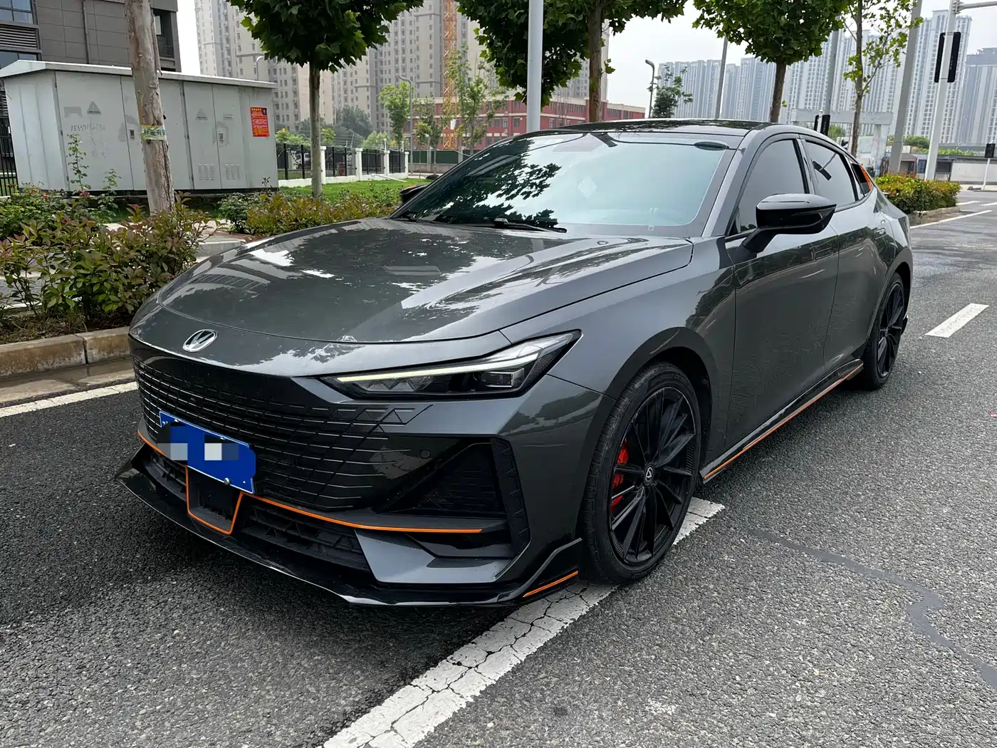 CHANGAN UNI-V