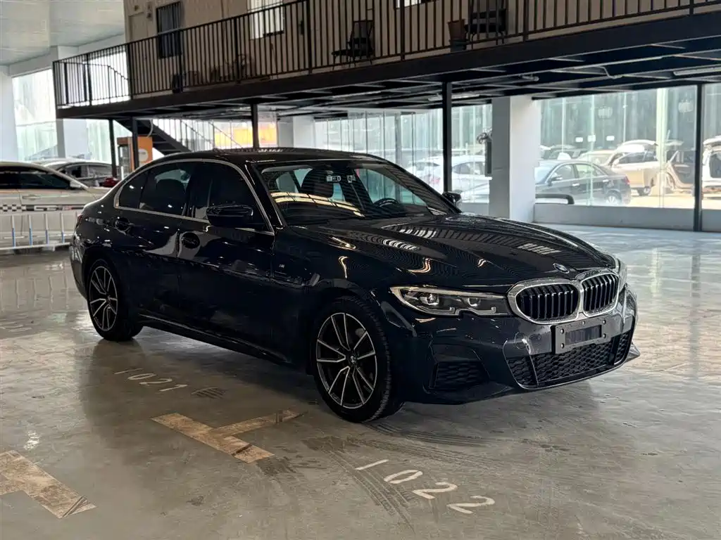 BMW 3 Series 2021 320Li M Sport Package фото 3