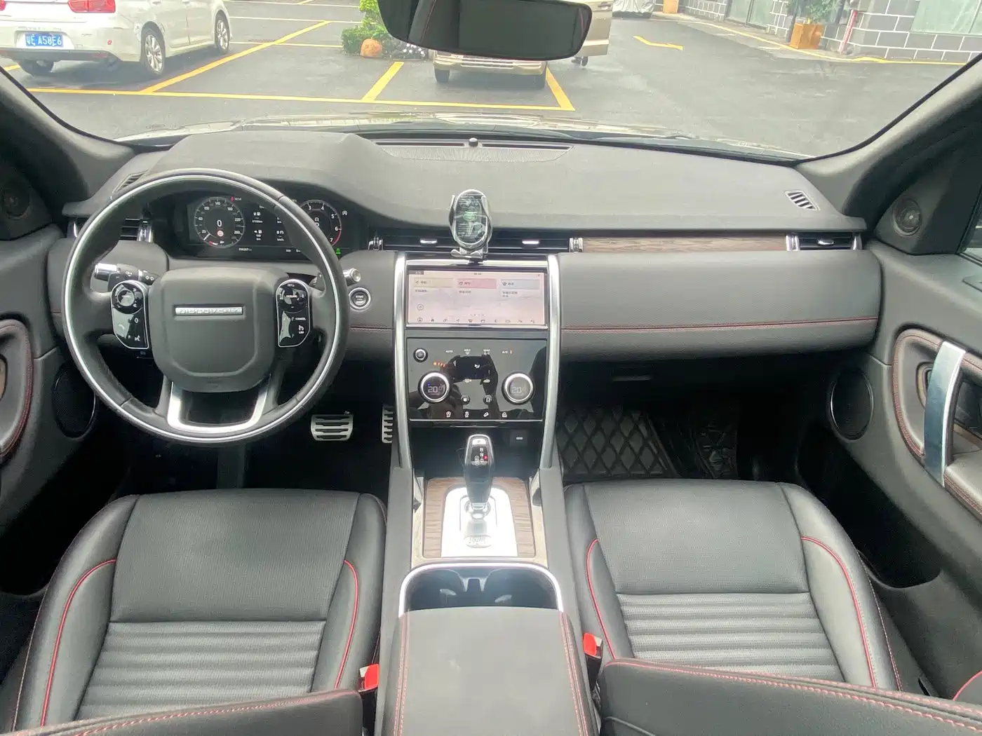 Land Rover Discovery Sport 2021 249PS R-Dynamic SE Performance Technology Edition 5-seater фото 17