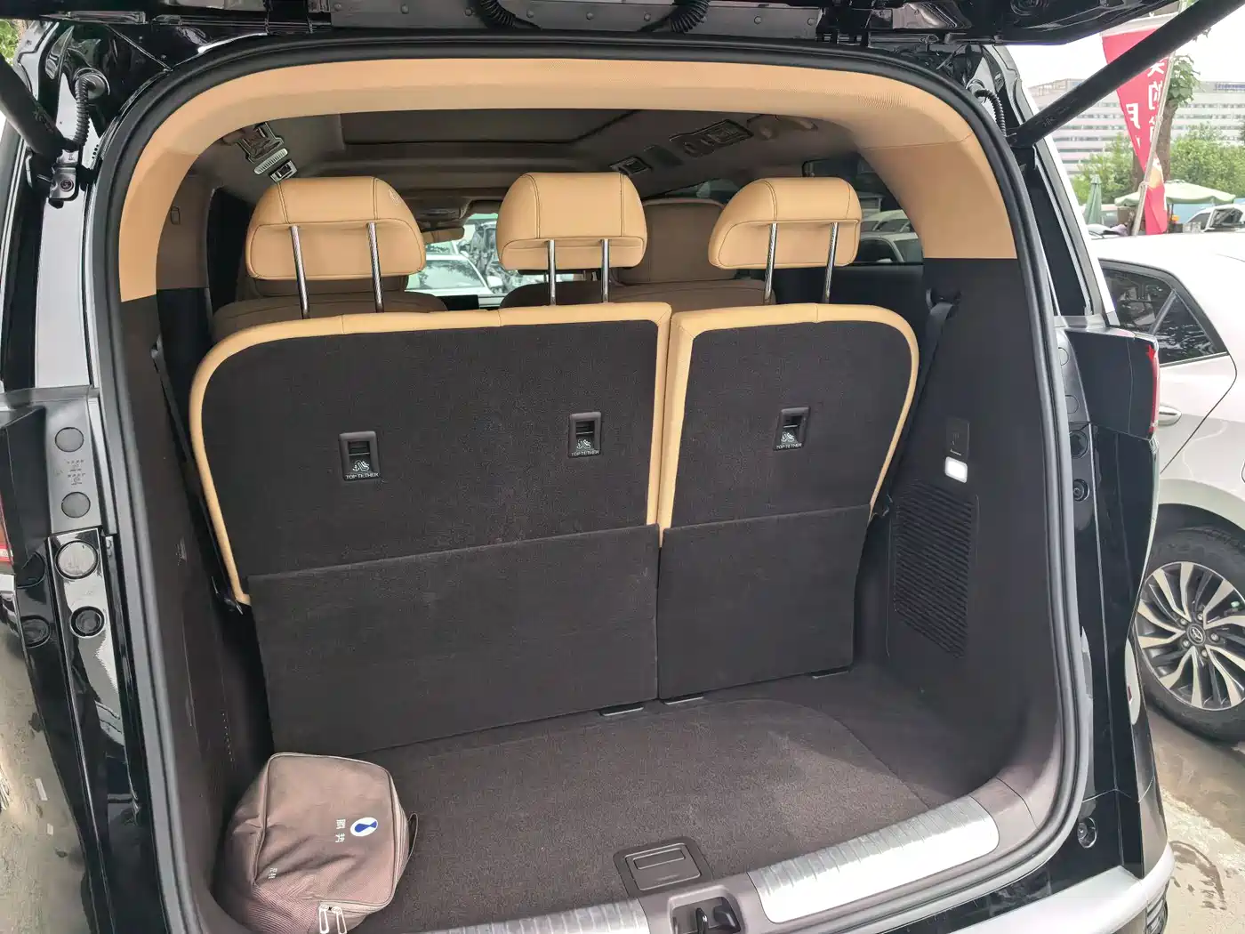 Denza D9 2025 DM-i Smart Drive Edition 1020 AWD Premium фото 21
