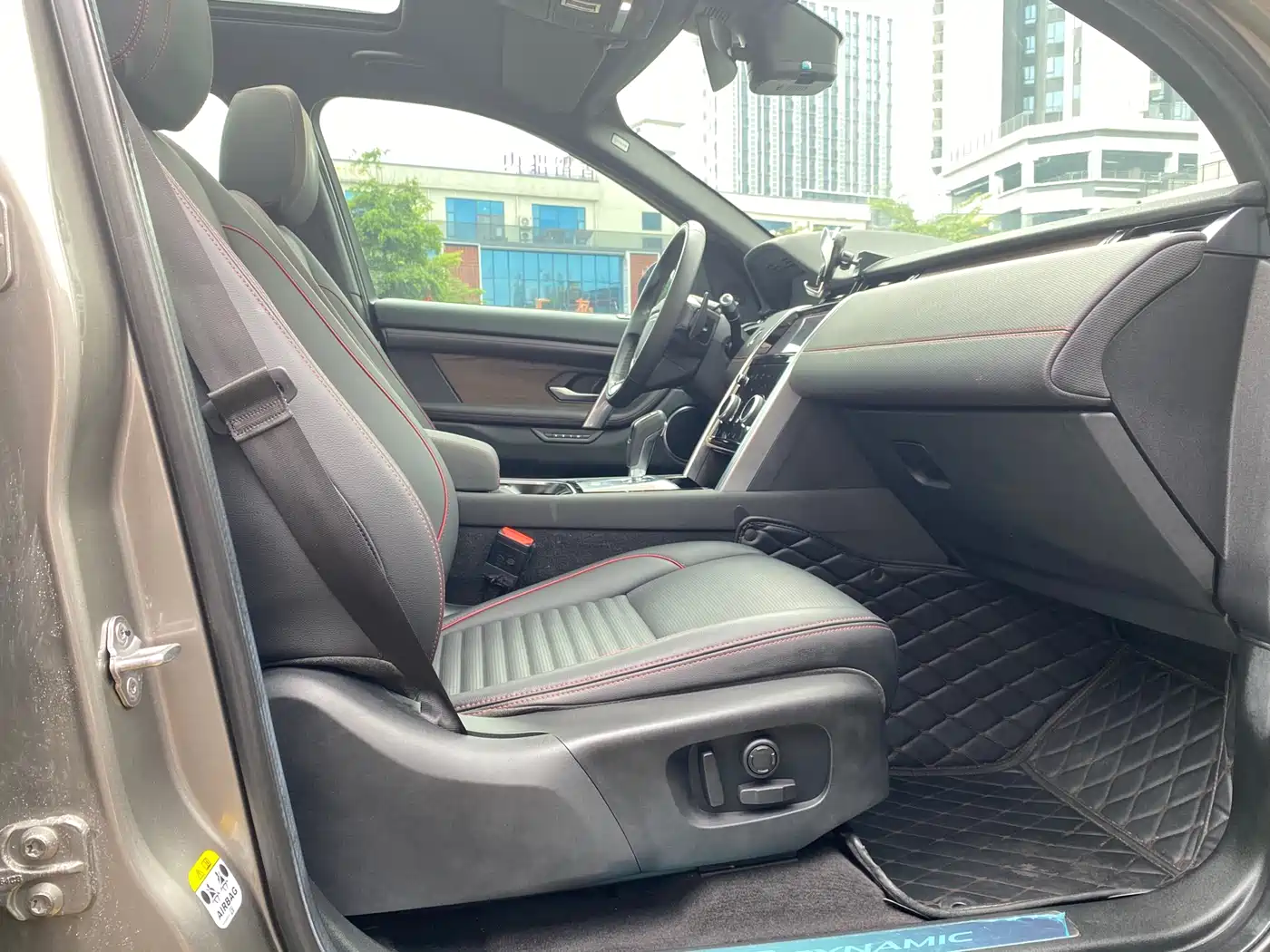 Land Rover Discovery Sport 2021 249PS R-Dynamic SE Performance Technology Edition 5-seater фото 11