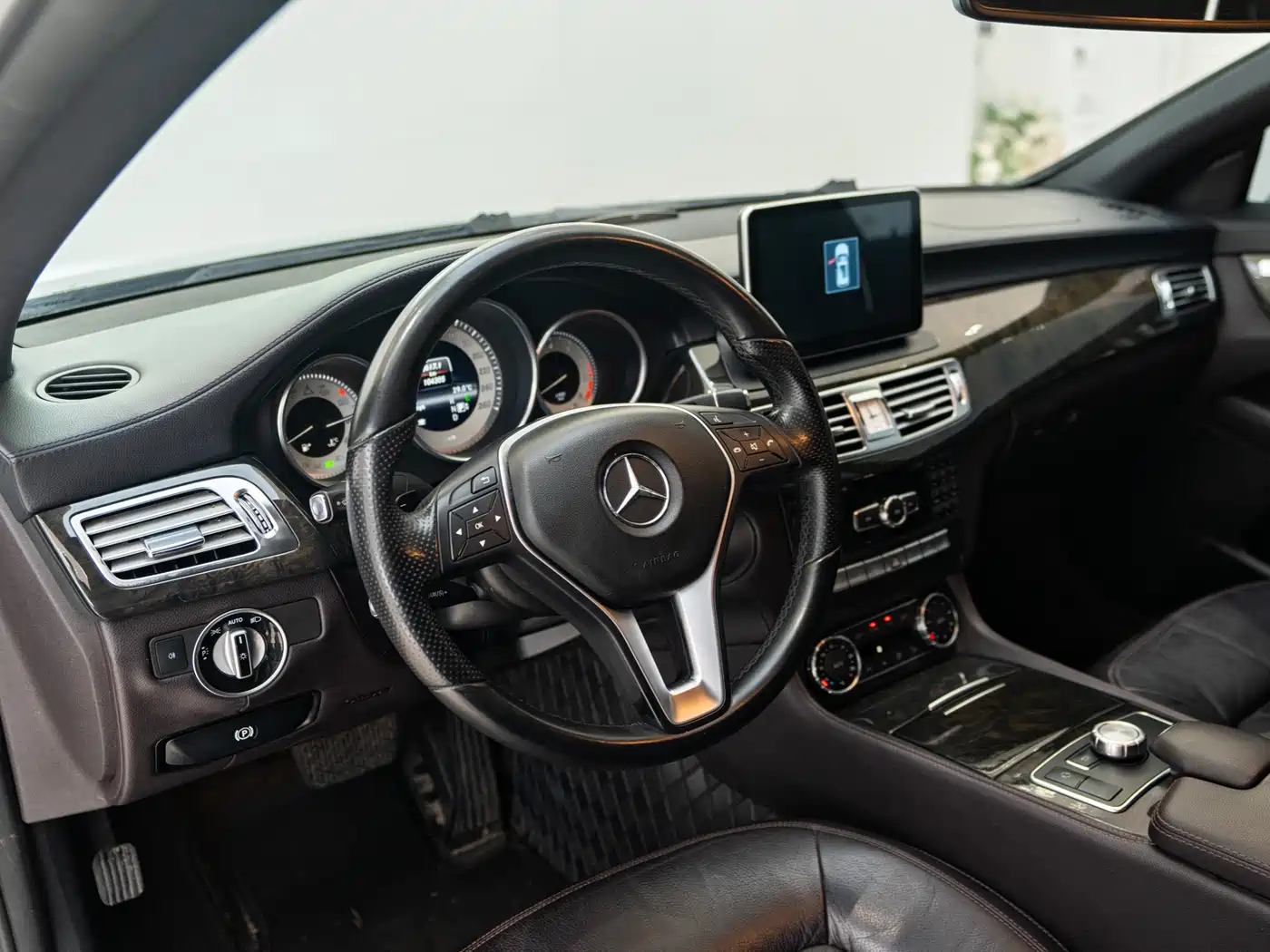 Mercedes-Benz CLS 2012 CLS 300 CGI фото 6