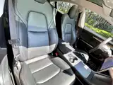 Фото 24 - Tesla Model 3