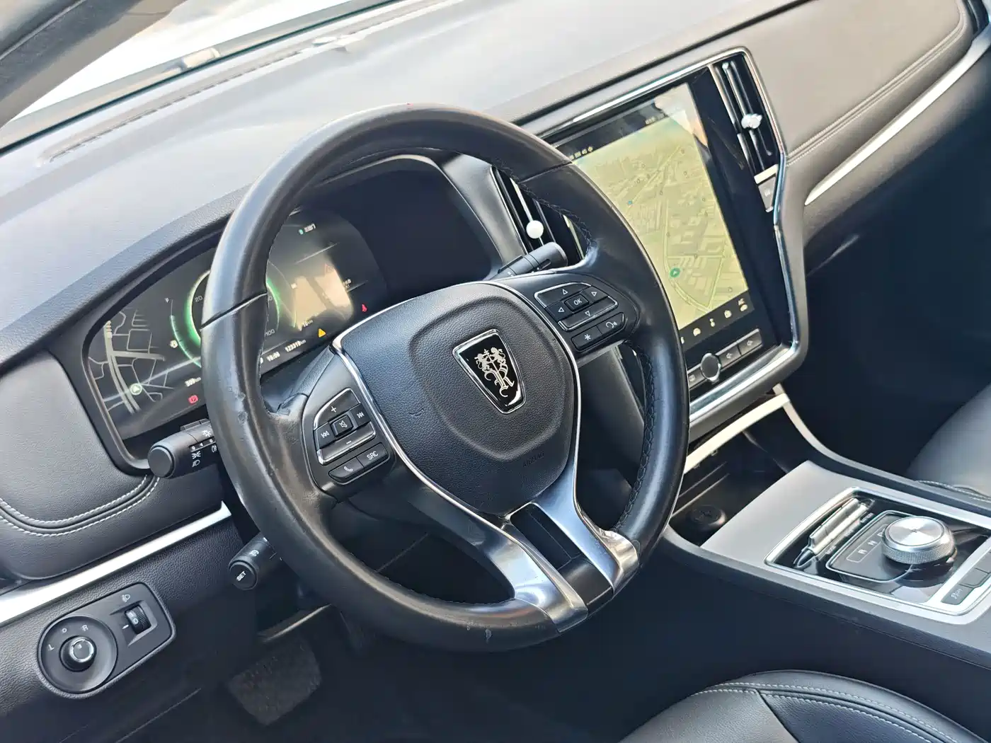 Roewe i6 New Energy 2018 2017 45T Hybrid Connected Smart Enjoyment Edition