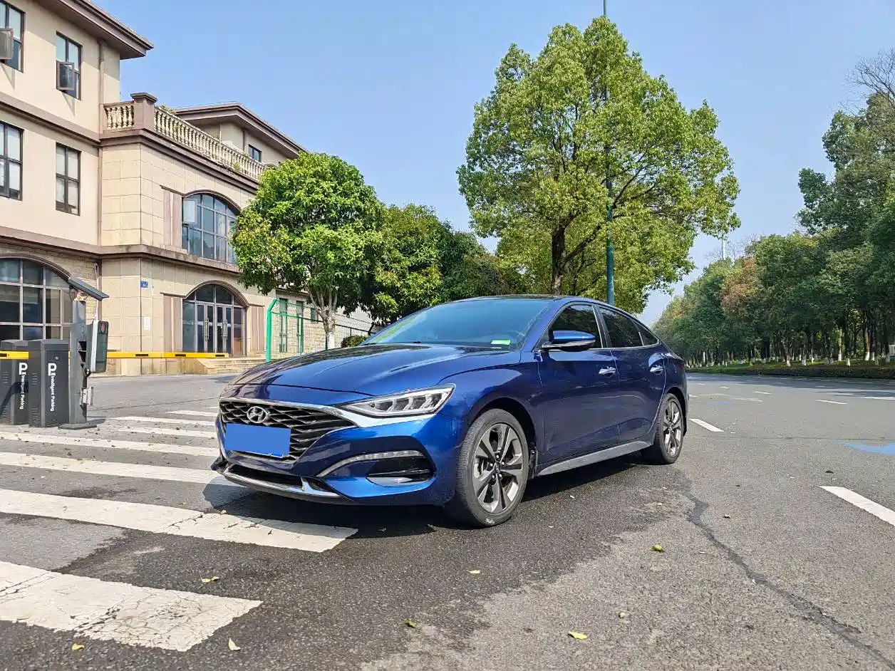 Hyundai Fista 2019 280TGDi Smart Speed Edition China V