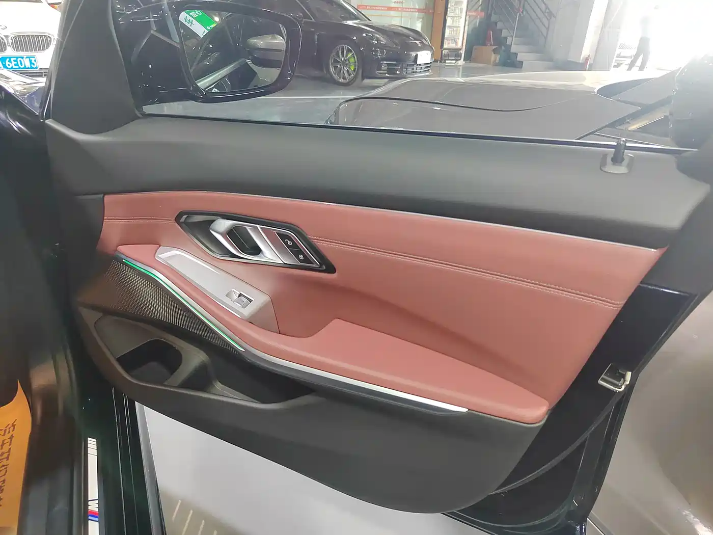 BMW 3 Series 2025 325Li M Sport Package фото 24