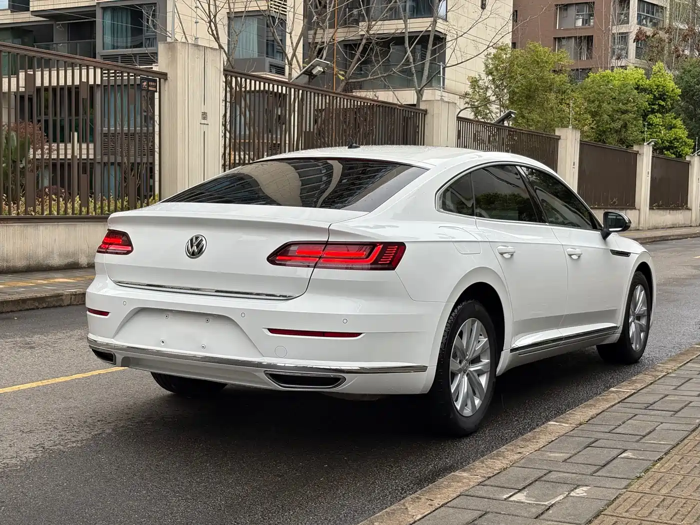 Volkswagen FAW-Volkswagen CC 2019 330TSI Elegance Edition China VI фото 16