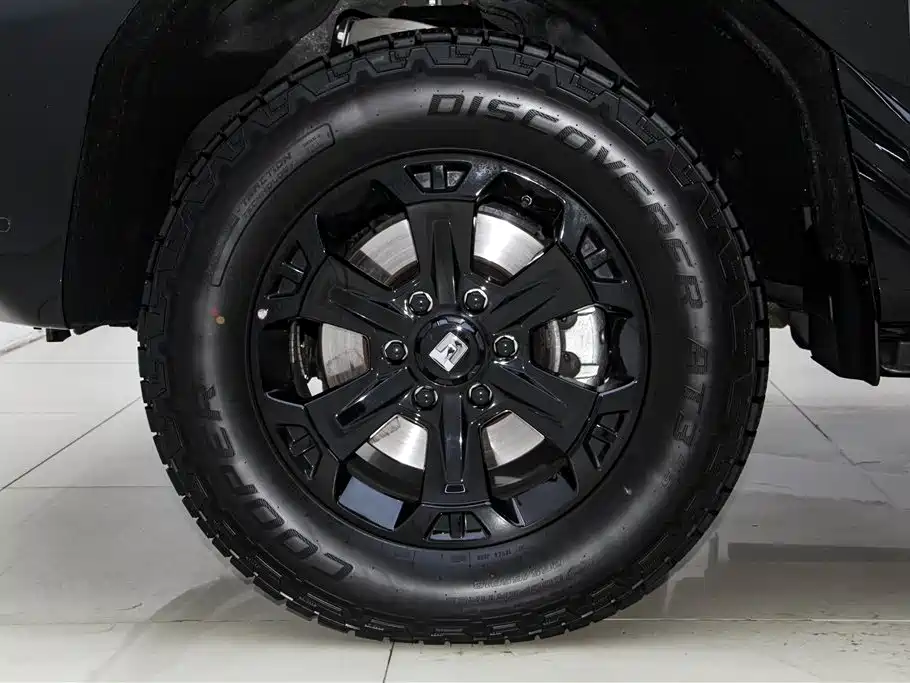 Tank 400 New Energy 2025 Model Hi4-T фото 9