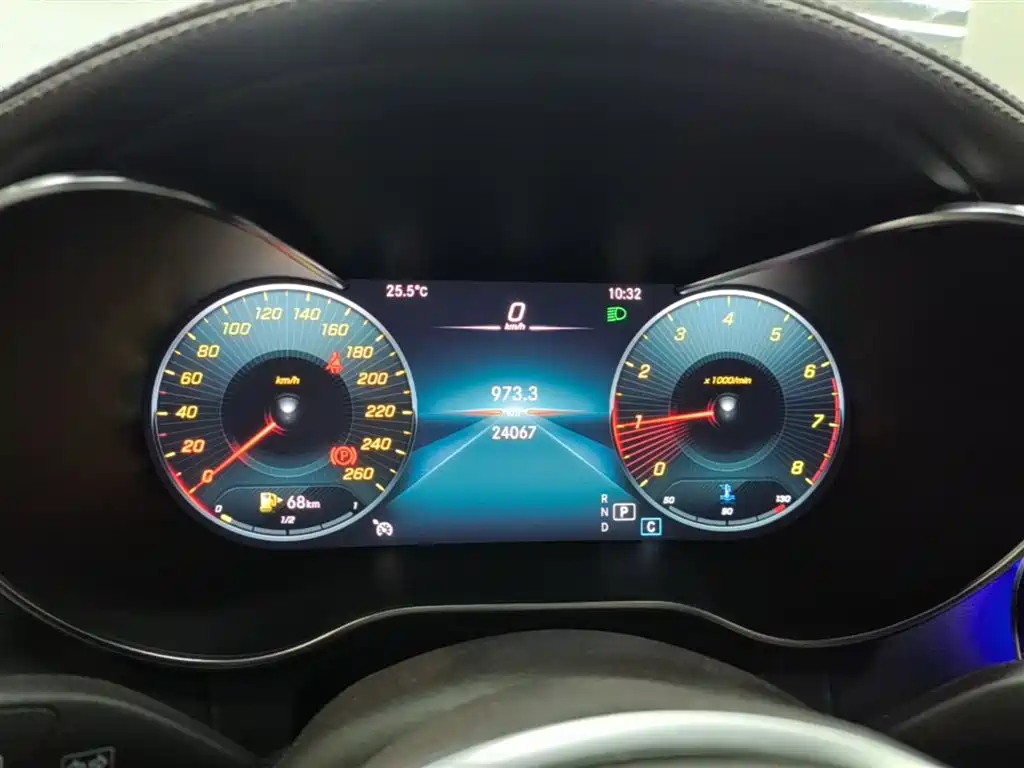 Mercedes-Benz GLC 2022 Facelift GLC 260 L 4MATIC Luxury Model фото 12