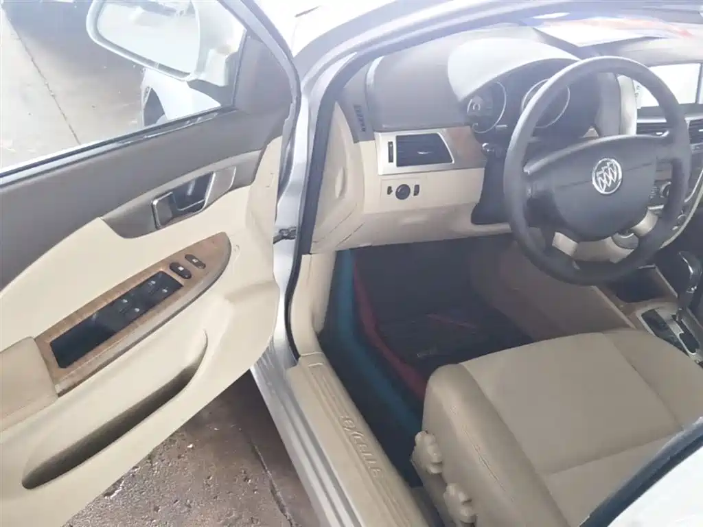 Buick Excelle 2015 1.5L Automatic Classic фото 16
