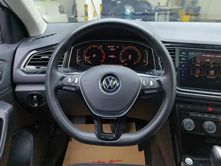Volkswagen T-ROC 2022 280TSI DSG 2WD Elite PLUS фото 15