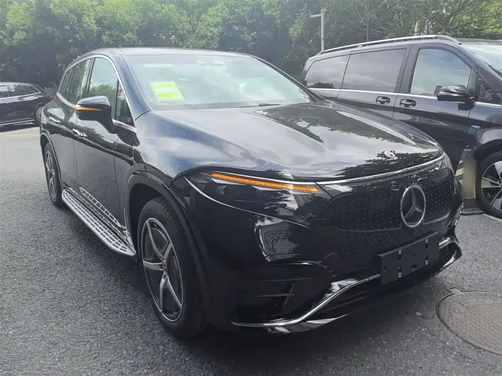 Mercedes-Benz EQS SUV 2025 Model 500 4MATIC фото 4