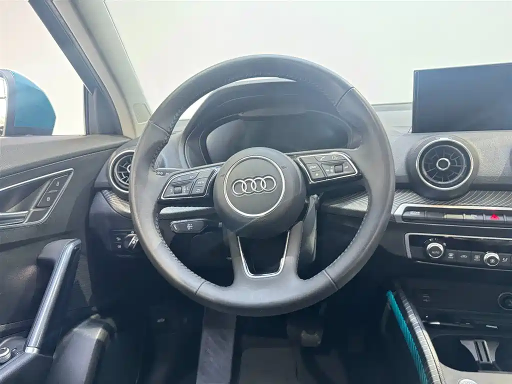 Audi Q2L e-tron 2019 Q2L e-tron Pure Electric Smart Enjoyment фото 13