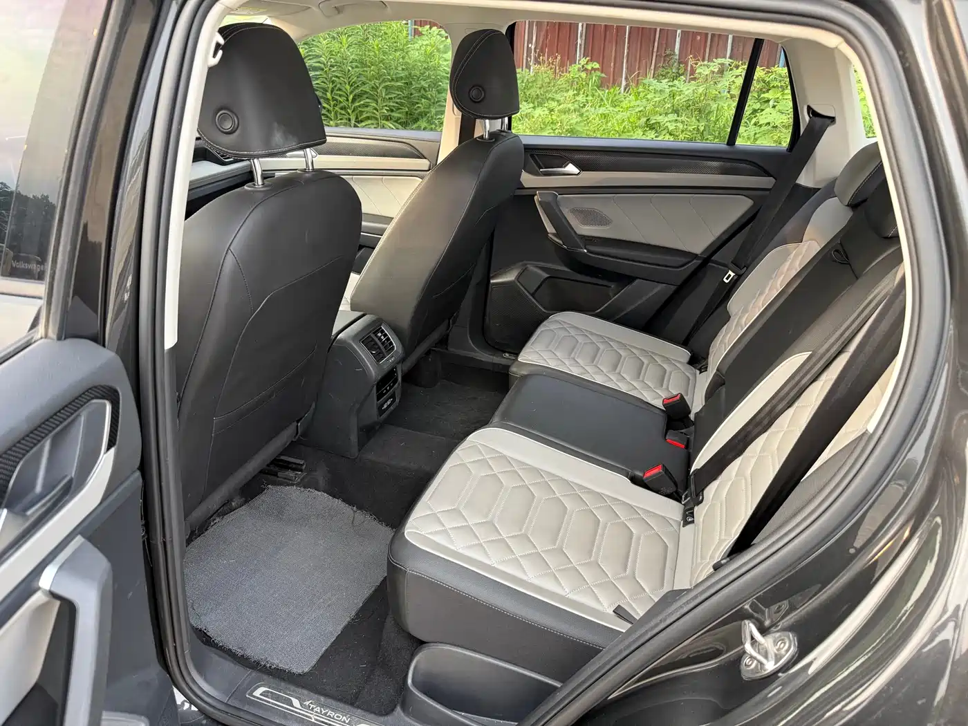 Volkswagen Tayron 2023 330TSI 2WD Luxury Plus Advanced Edition фото 10