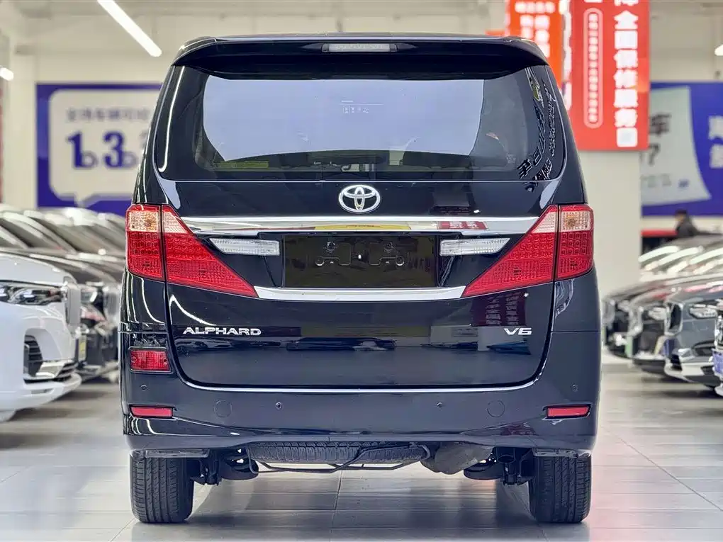 Toyota Alphard 2012 3.5L Luxury Edition фото 2