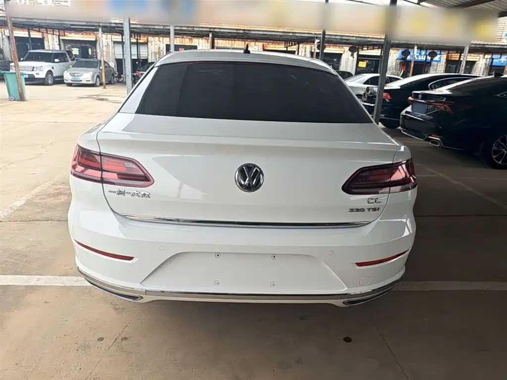 Volkswagen FAW-Volkswagen CC 2020 330TSI Glamour Version China VI фото 6