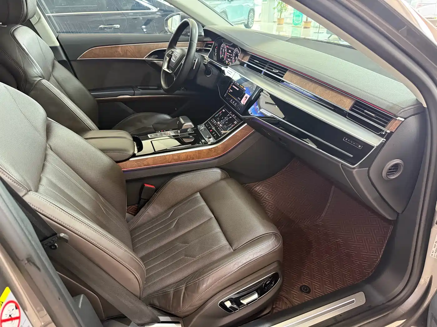 Audi A8 2018 A8L 55 TFSI quattro Luxury фото 6