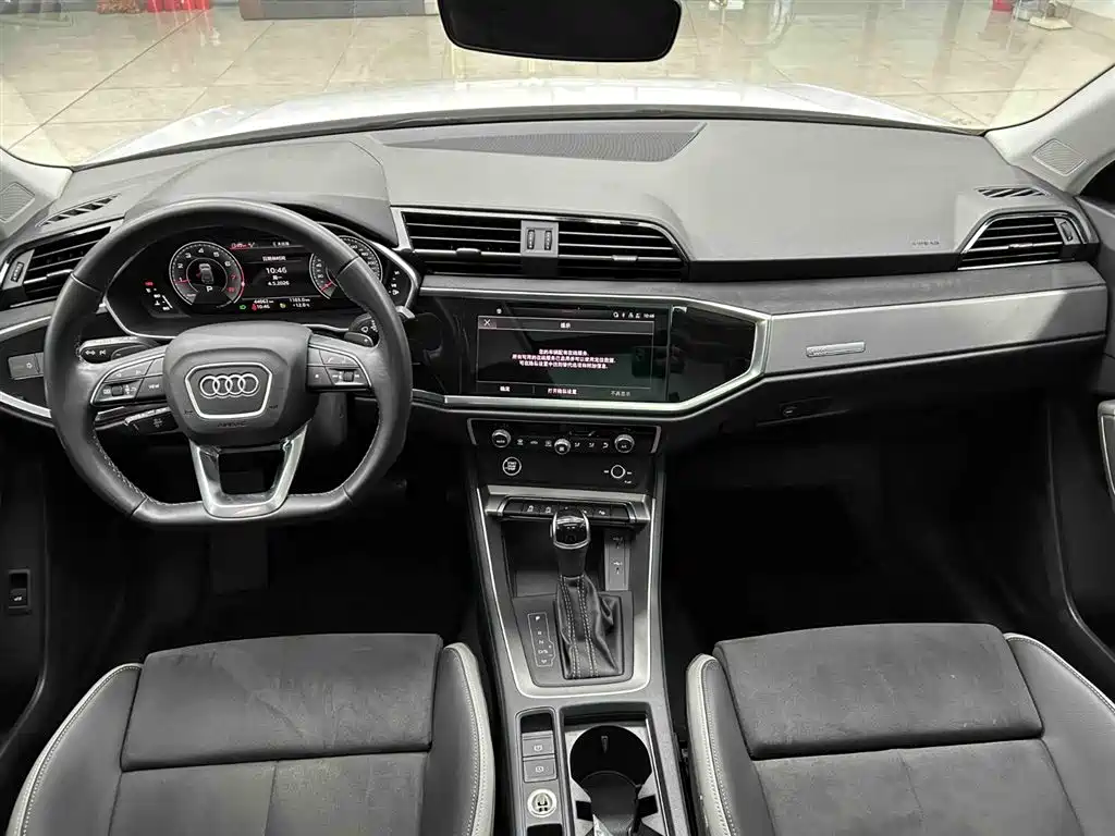 Audi Q3 2022 35 TFSI Fashion Dynamic фото 2