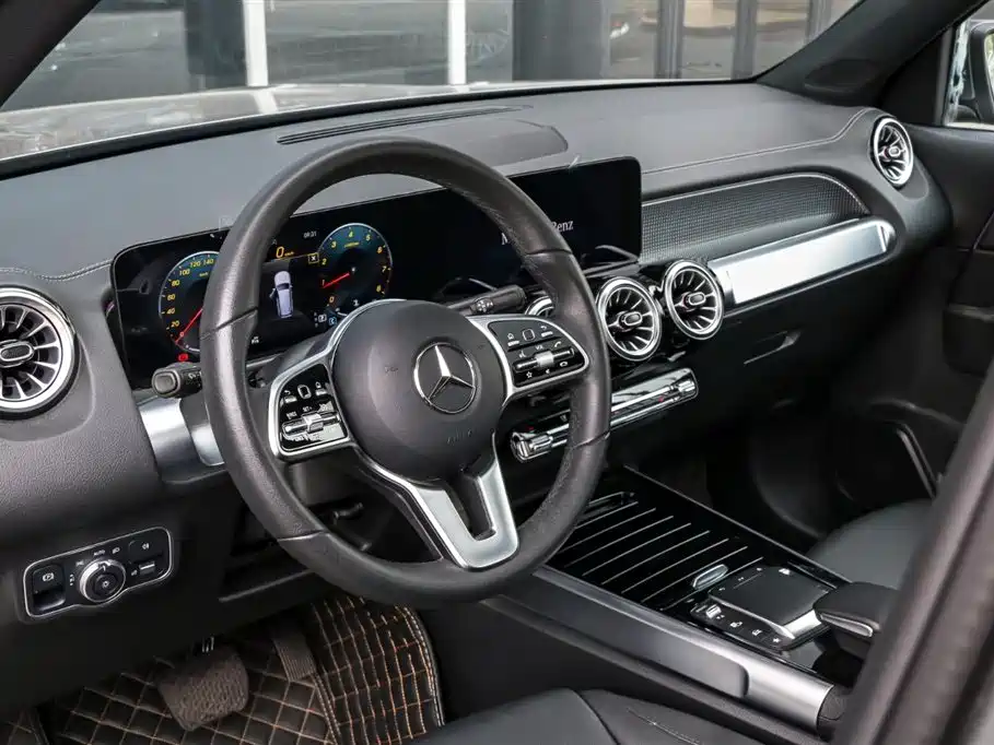 Mercedes-Benz GLB 2022 Model GLB 200 Dynamic Edition фото 8