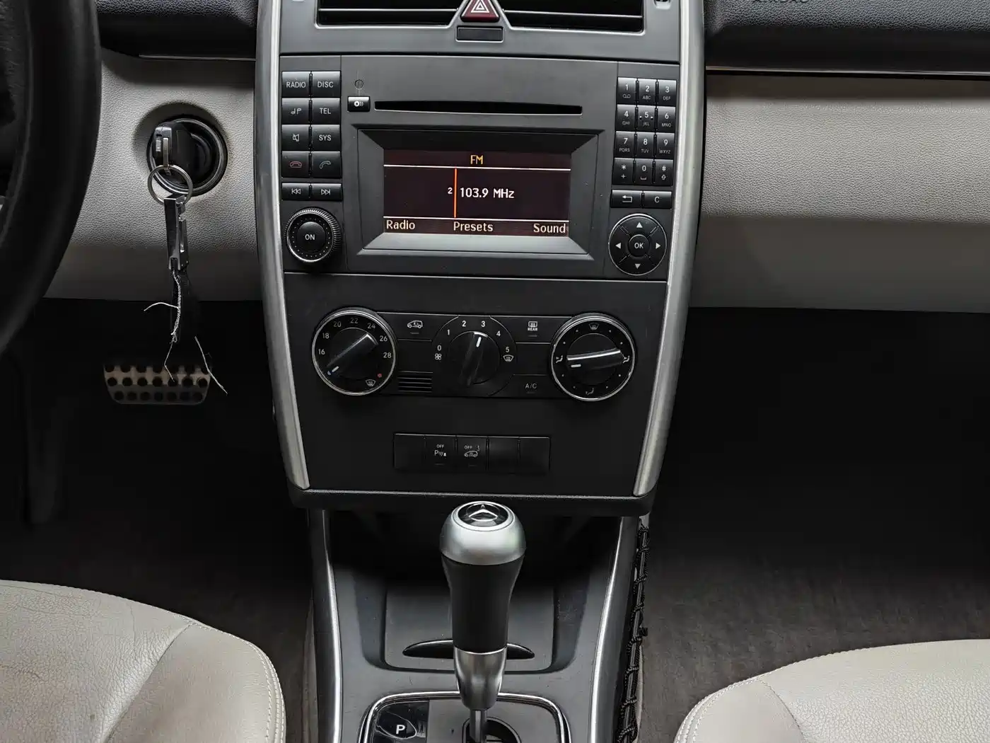 Mercedes-Benz B-Class 2011 2009 B 200 Fashion