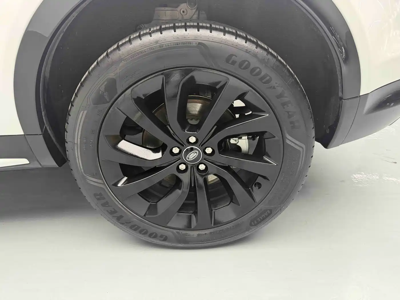 LAND ROVER DISCOVER SPORTS