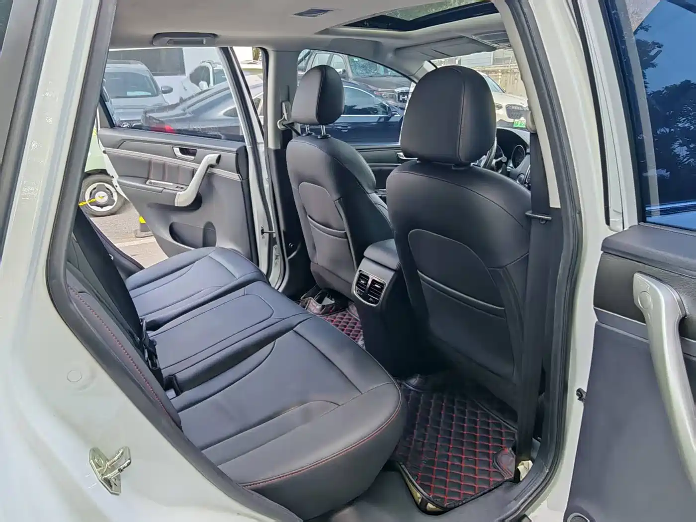 Haval M6 2019 1.5T DCT 2WD Value Edition (China VI) фото 3