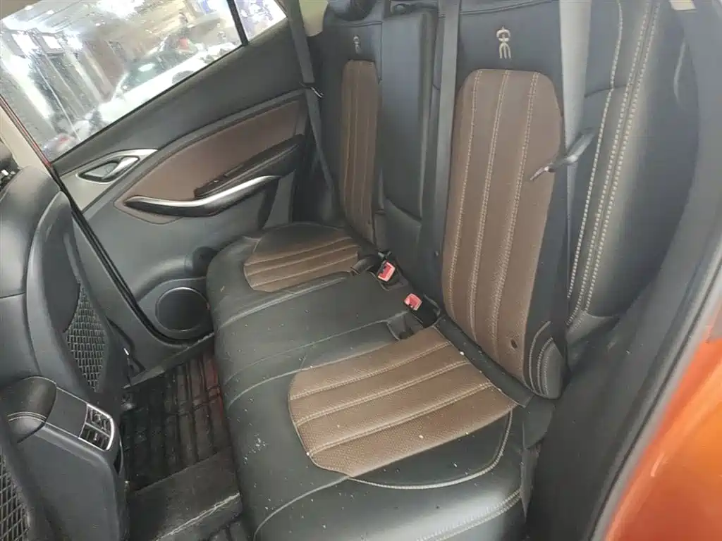 BYD Song 2017 Ultimate Upgrade 1.5TI Manual Elite Model фото 17