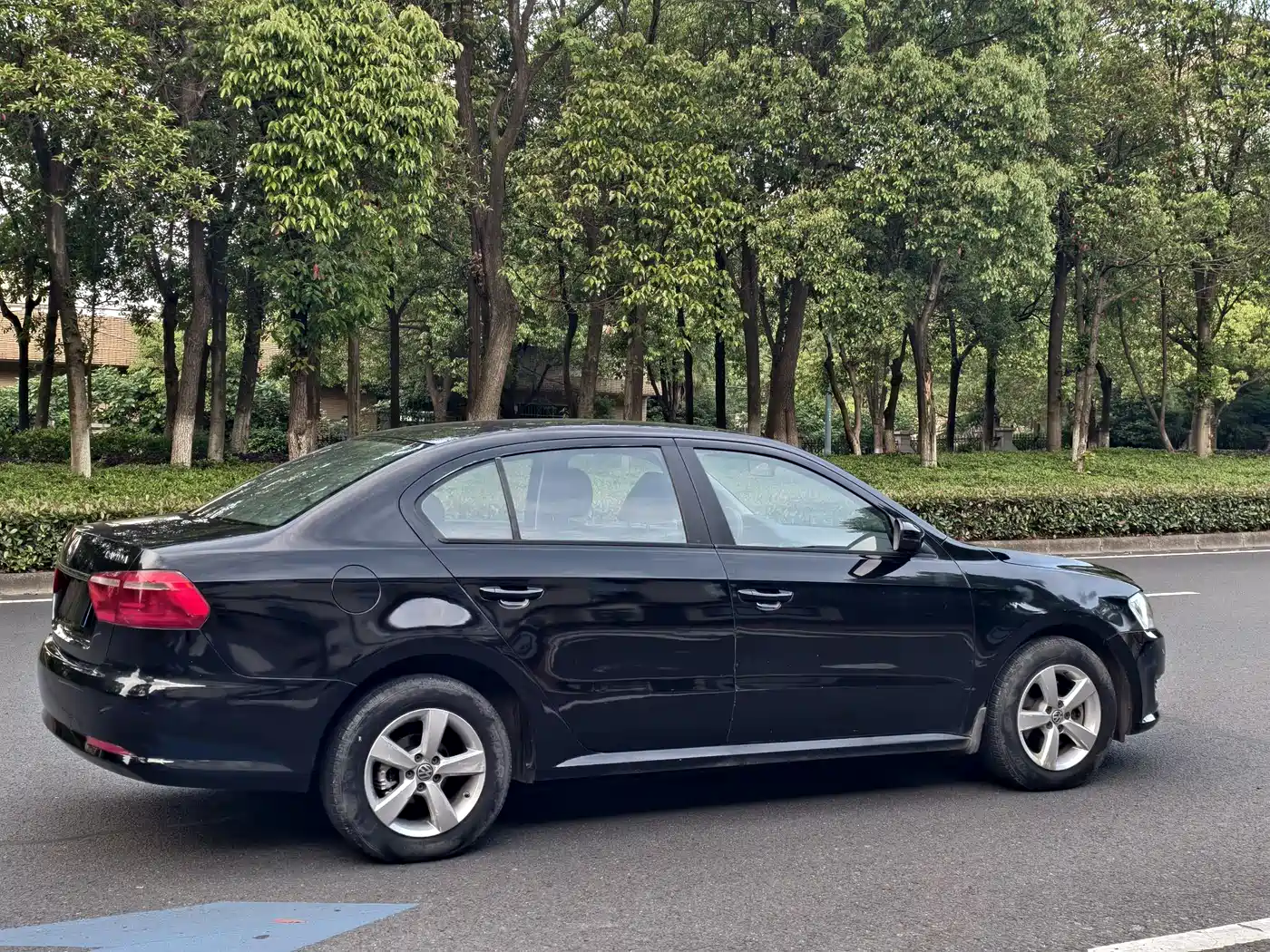 Volkswagen Lavida 2013 Facelift Classic 1.6L Automatic Trend фото 7