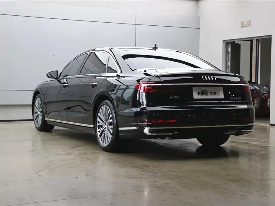Audi A8 2024 Model A8L 50 TFSI quattro Premium Selection фото 32