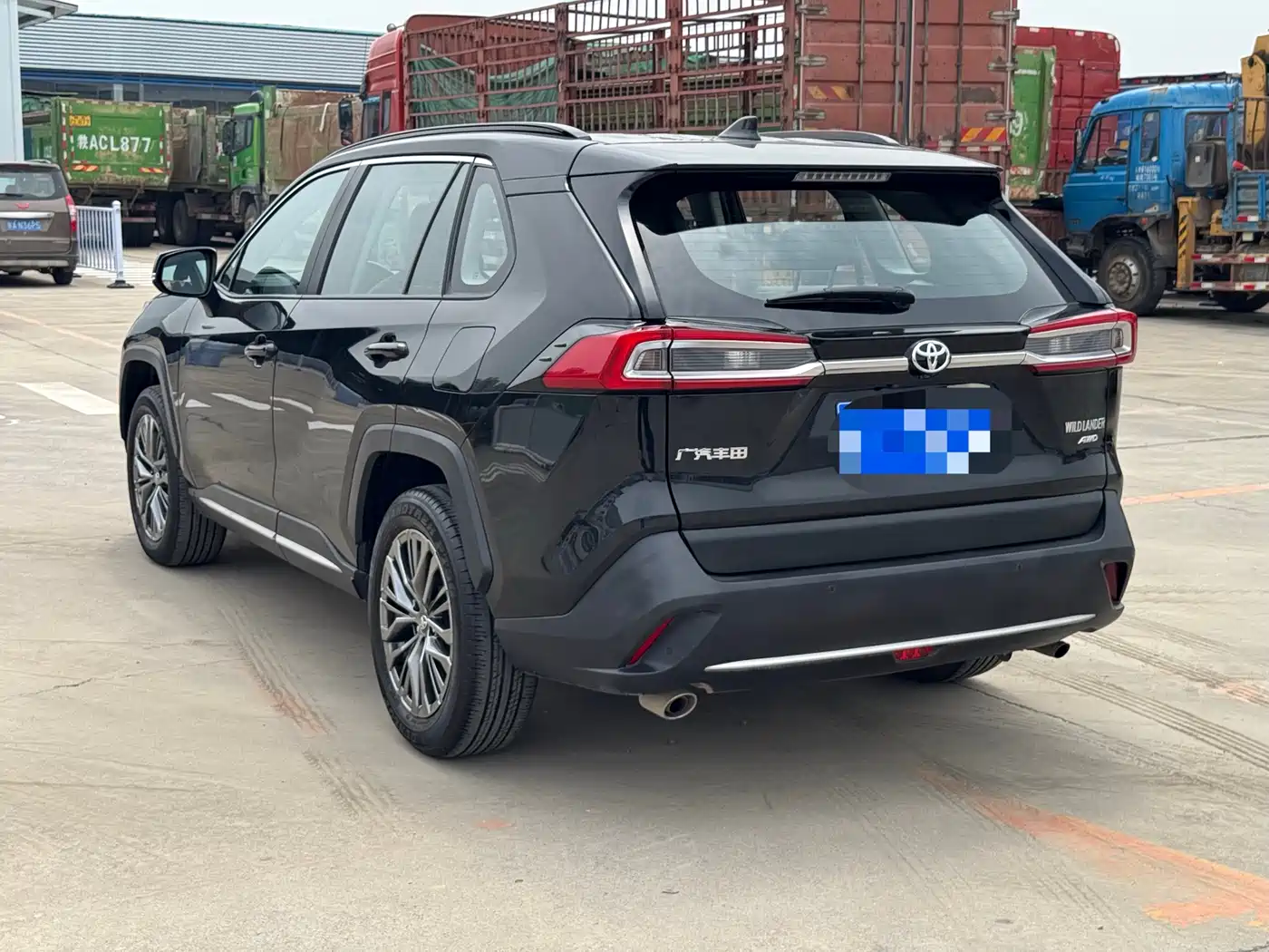 Toyota Wildlander 2023 2.0L CVT AWD Luxury PLUS фото 11